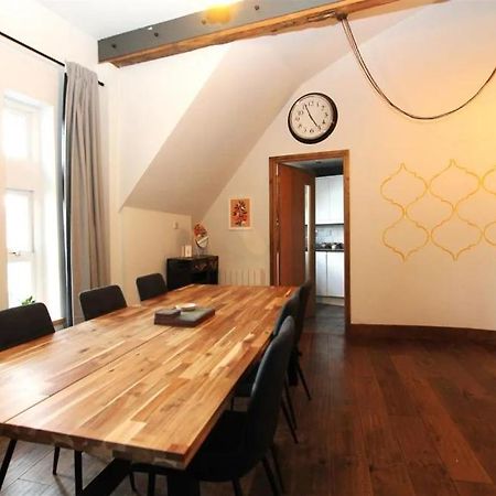 Large New-York Style Penthouse Apartment In Leeds City Centre With Contactless Check In Екстериор снимка